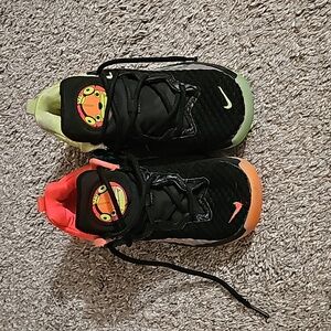 As is LeBron James Soundwave sneakers